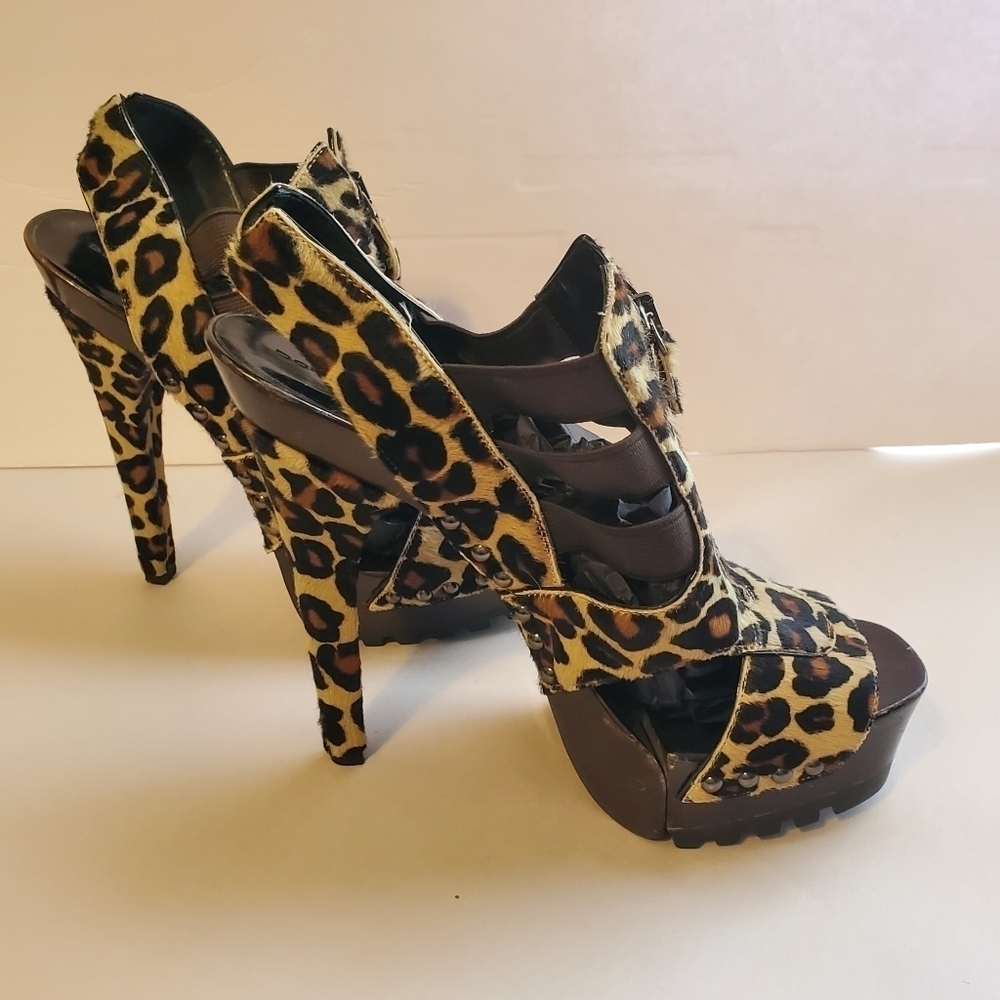 Donna Karen Pony hair animal print slingback sandals. Sz 39.5.